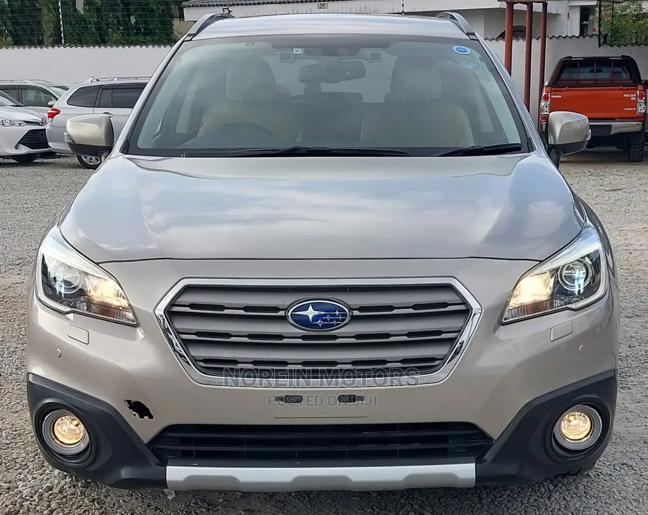 Subaru Outback 2016 Gold