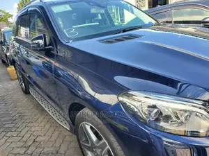 Mercedes-Benz GLE-Class 2017 Blue