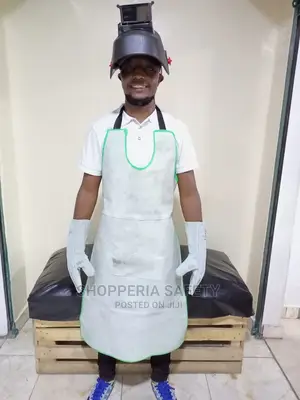 Waterproof Aprons