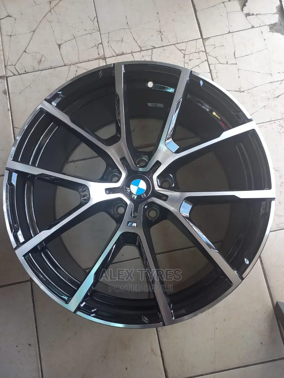 Size 19 Inches BMW Alloy Rims Set