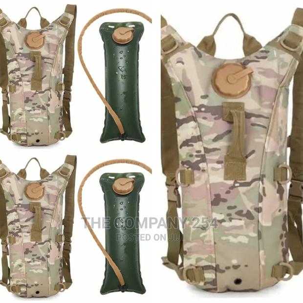 Tactical Hydration Bag/Camel Bag/Backpack Water Bag - thumbnail 3