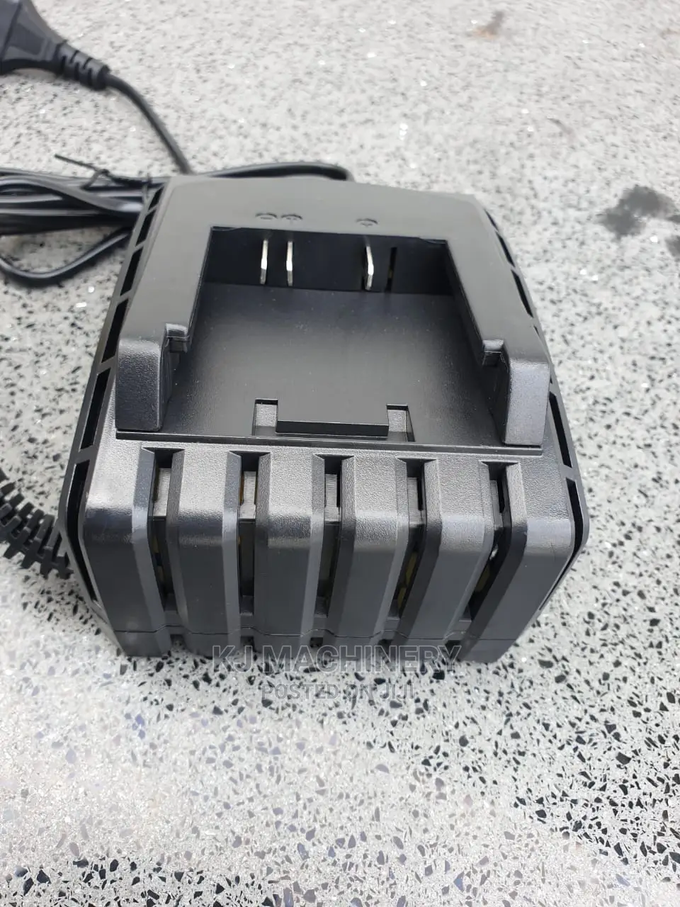 Quick Charger 18V