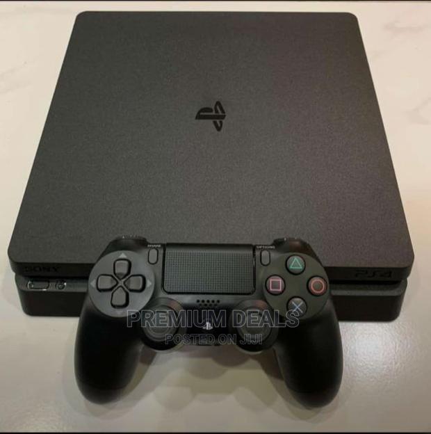 Clean Sealed Ps4 Slims