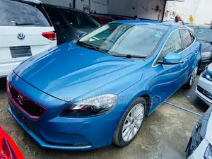 Volvo V40 2016 Blue