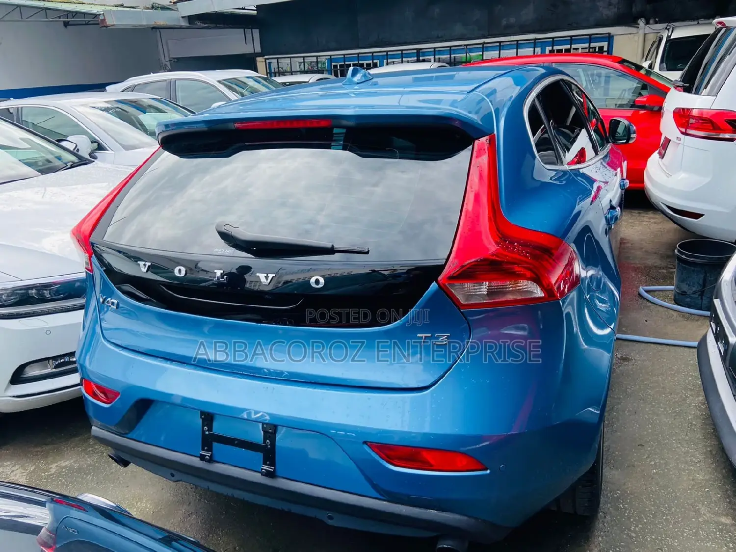 Volvo V40 2016 Blue