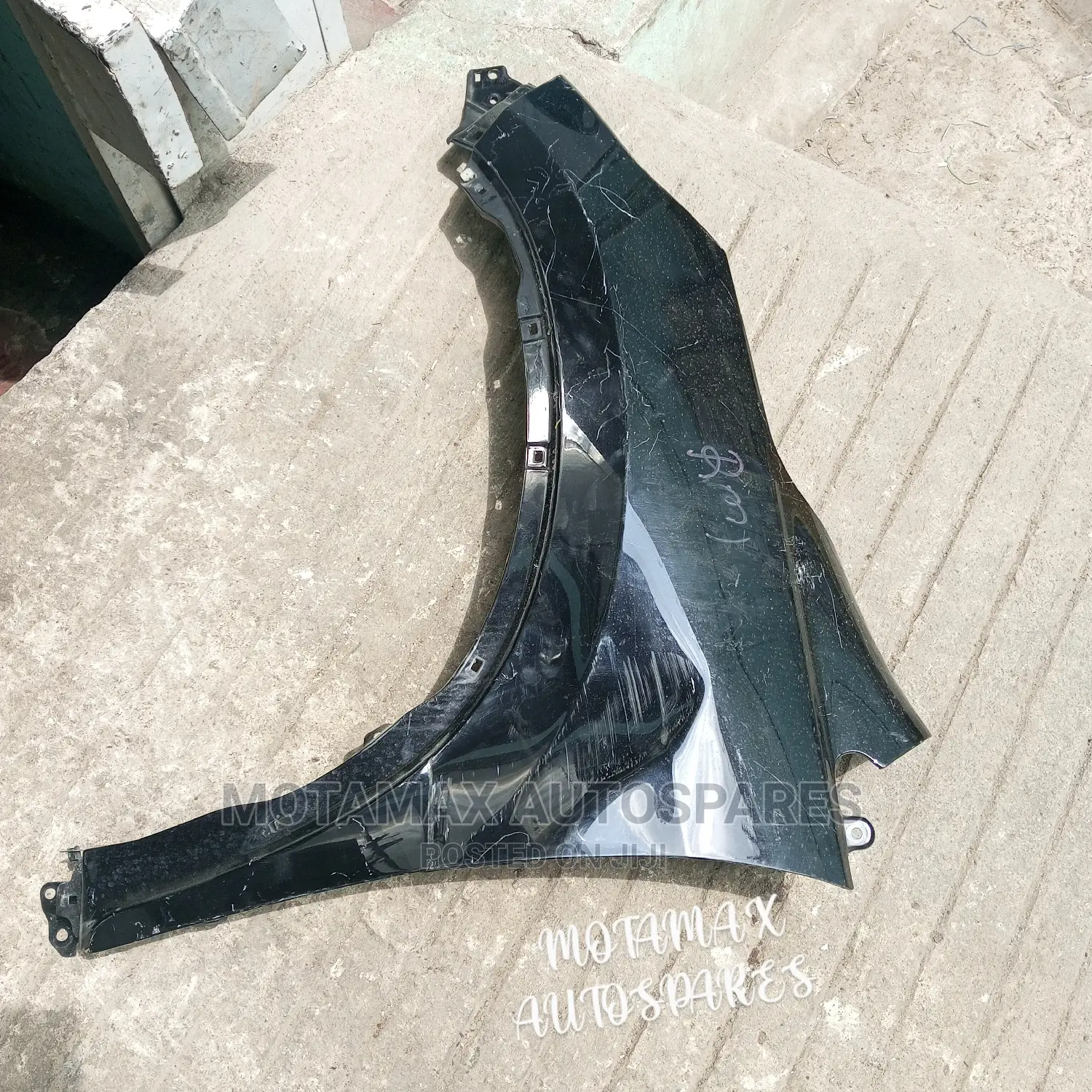Honda CR-V RM1 Front Wing/ Fender