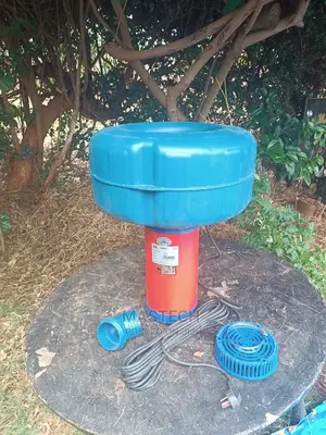 Floating Fish Pond Aerator/Fountain (Ac/Solar)