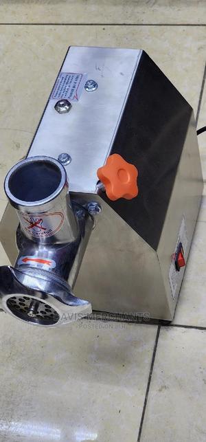 Meat Mincer Size M12 With Two Blades - thumbnail 2
