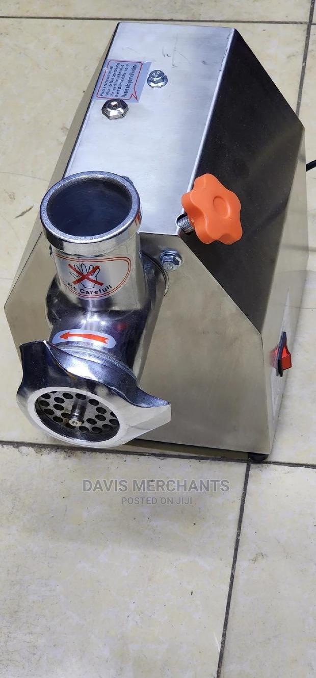 Meat Mincer Size M12 With Two Blades - thumbnail 3