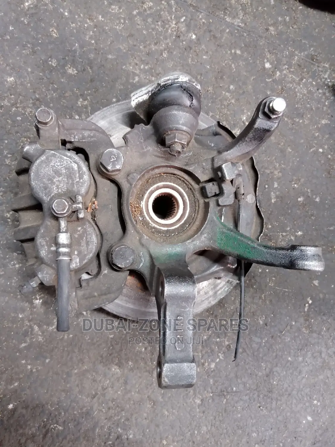 Front Sheel Hub Nissan X-Trail Available.
