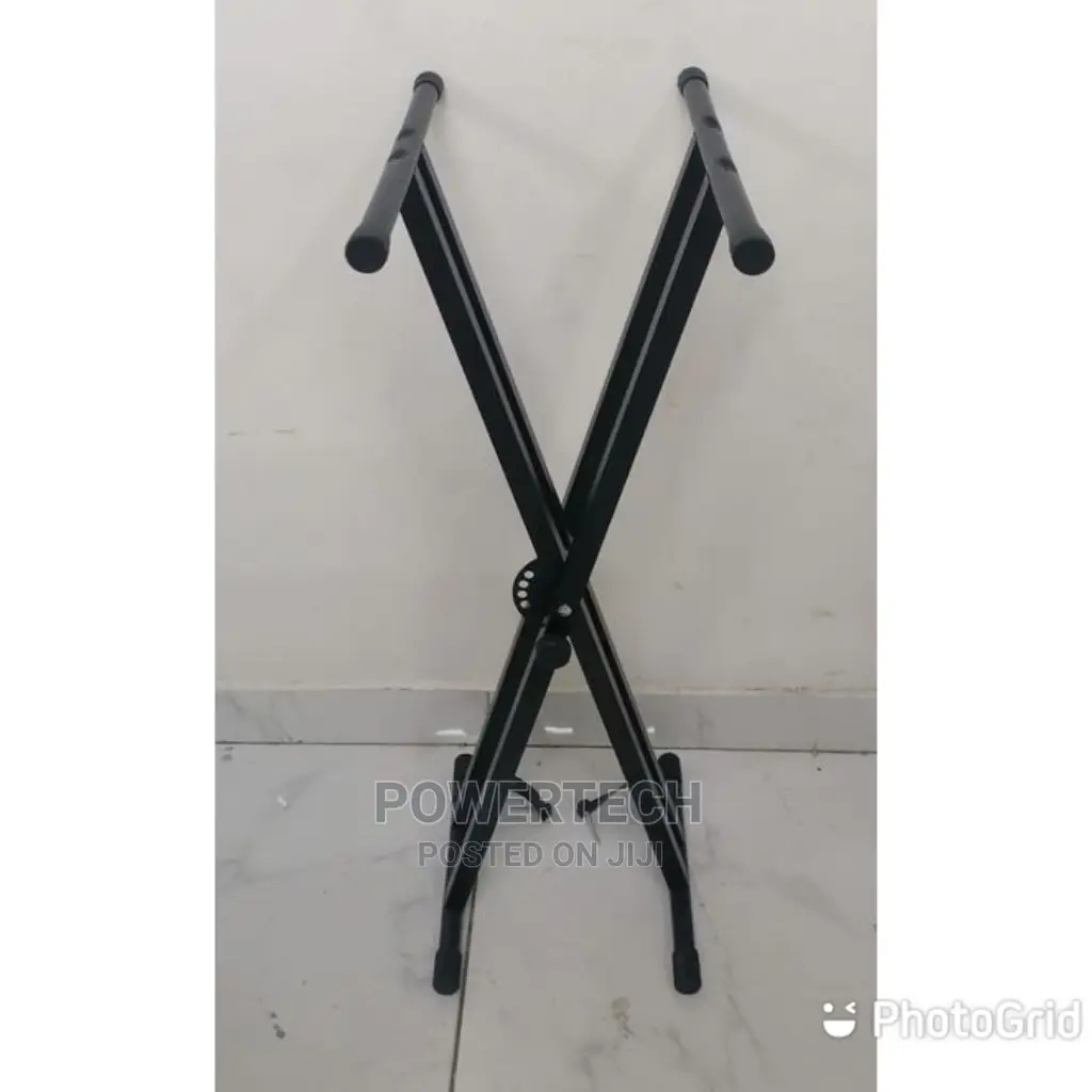 Mettalic Keyboard Stand With Enlargement