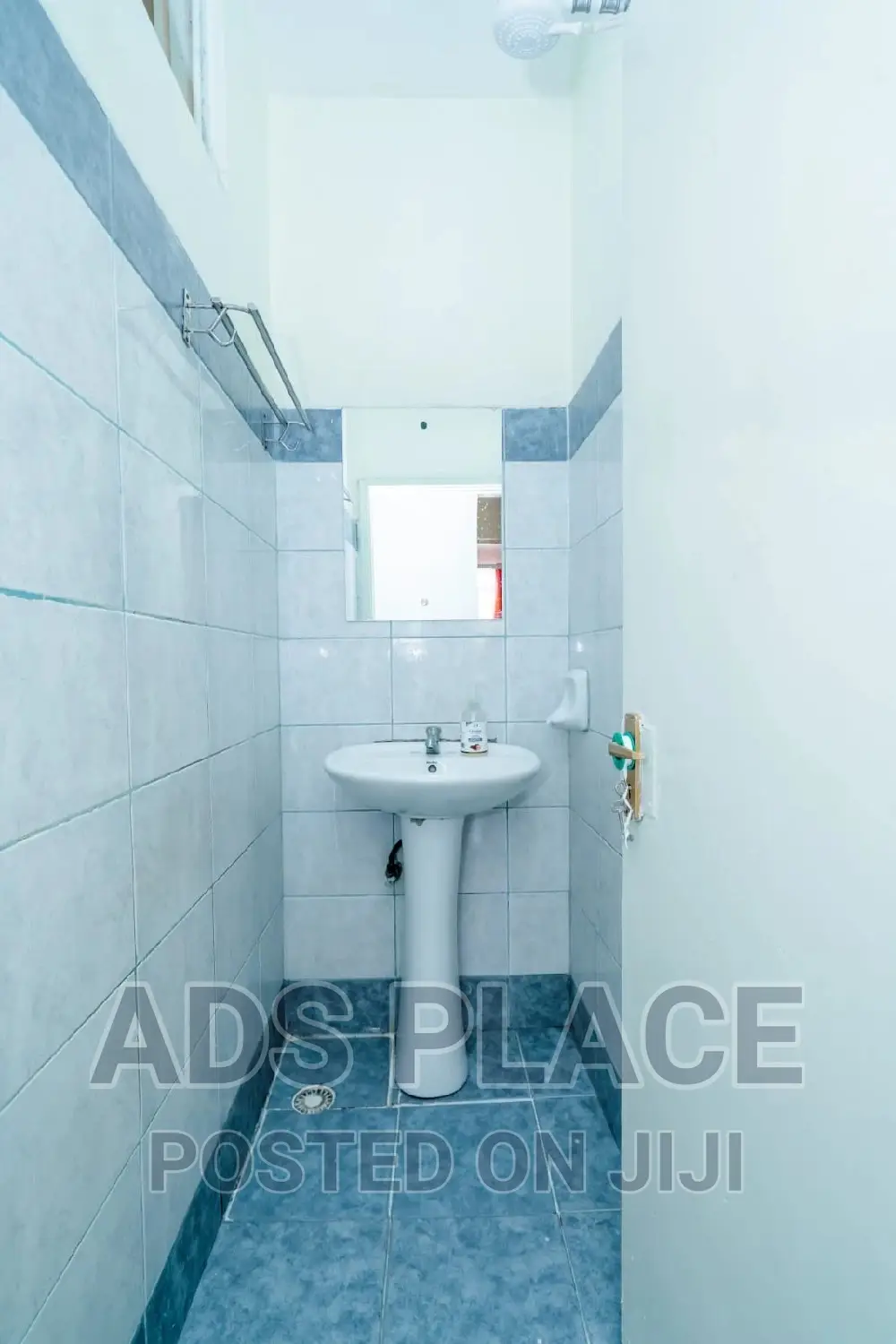 Furnished / Airbnb , 2bdrm Apartment in Greatwall Apartment Beijing Rd