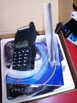 Radio Calls /Walkie Talkies + Eatpiece