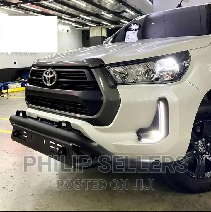 Headlight and Backlight Covers * Ford