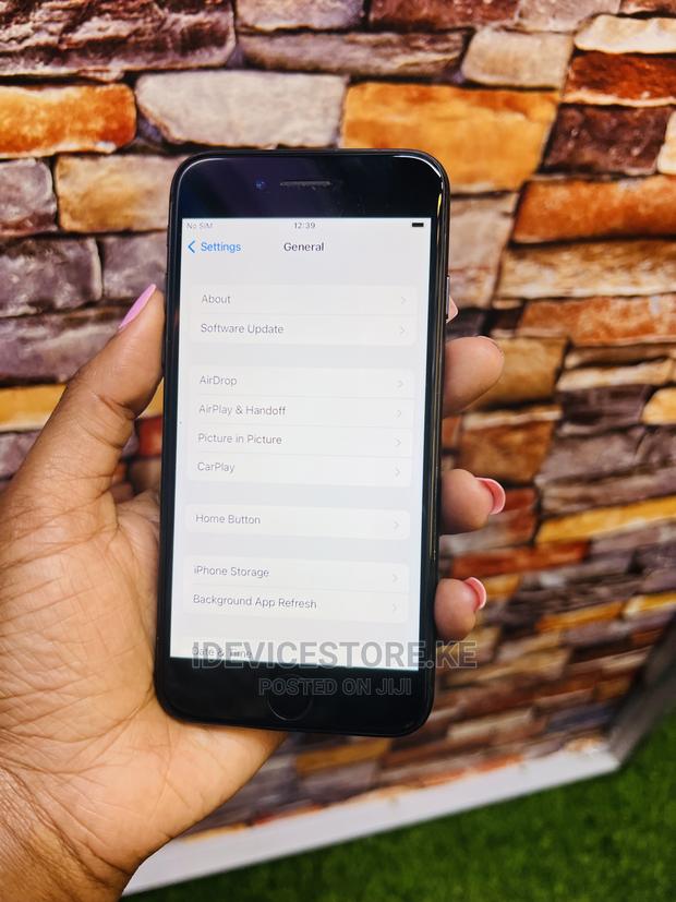 Apple iPhone 8 64 GB - main view