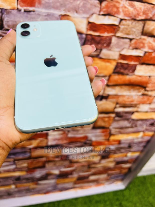 Apple iPhone 11 64 GB White - thumbnail 2