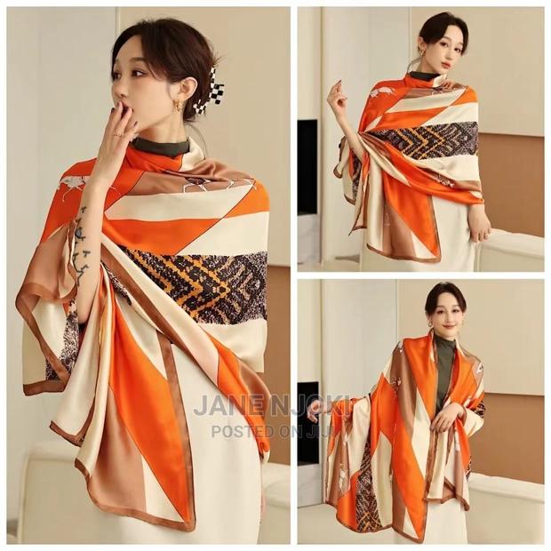 Ladies Scarf - main view
