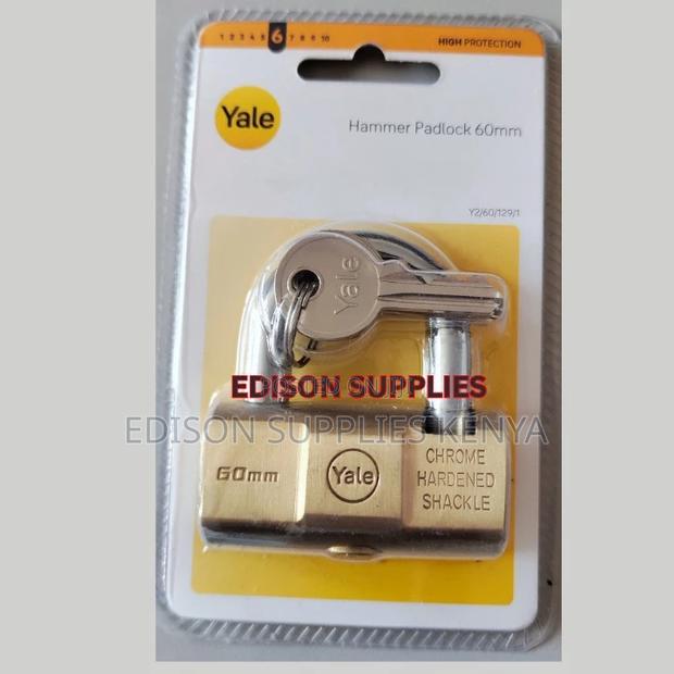 Yale Padlock Hammer Padlock 60mm Chrome Hardened Shackle