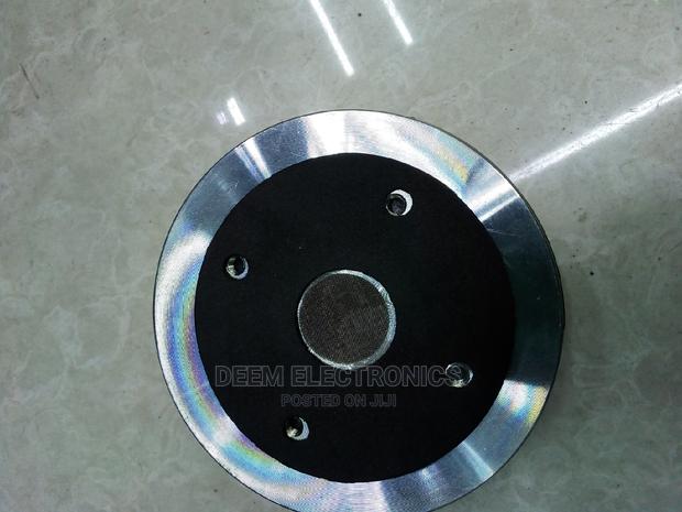 Tweeter Drive - main view