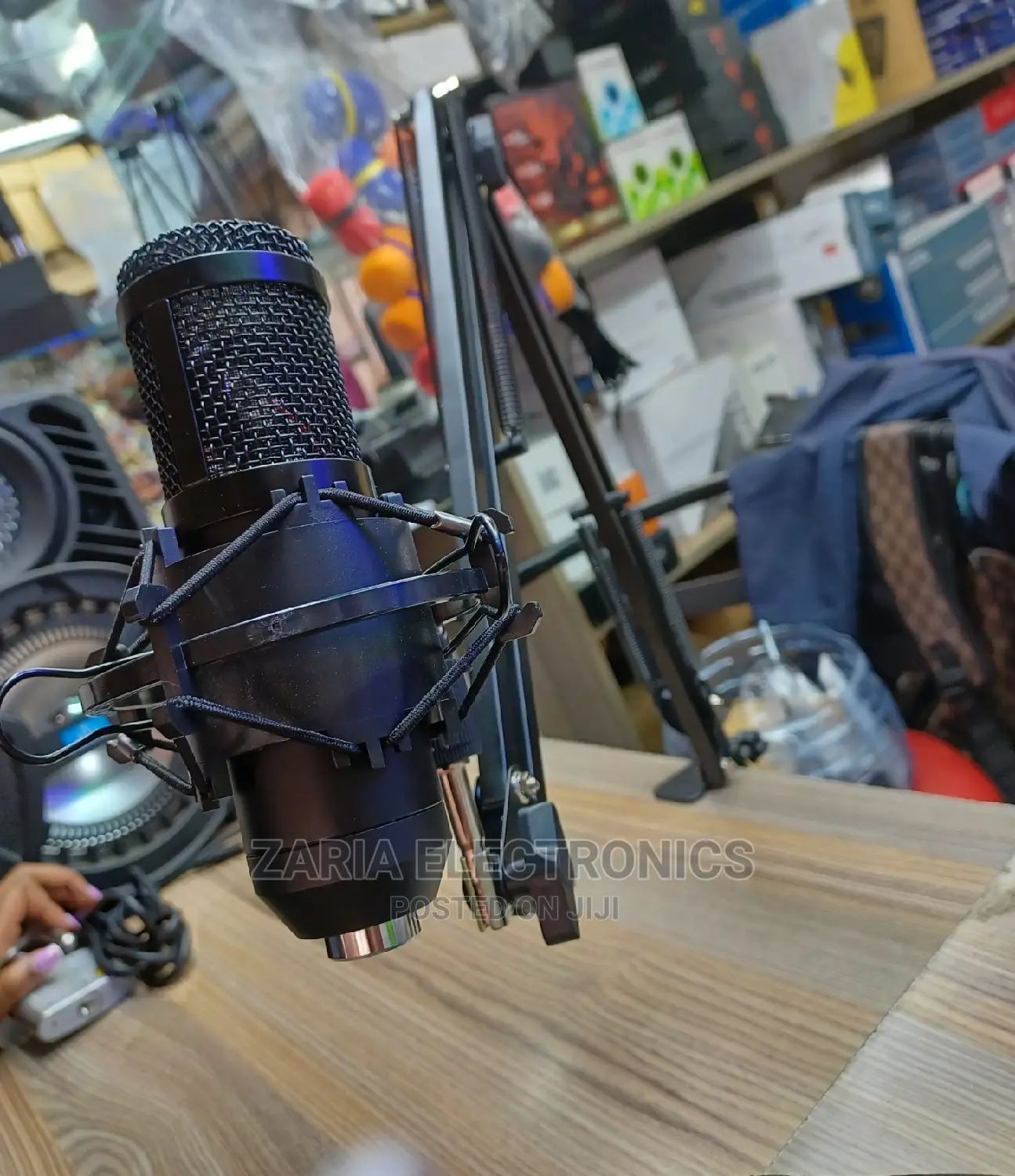 Podcast Set With Mic and Mic Stand