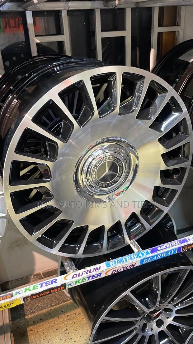 E 250,E 350,C 200 Mercedes Benz 18 Inch Rims Set