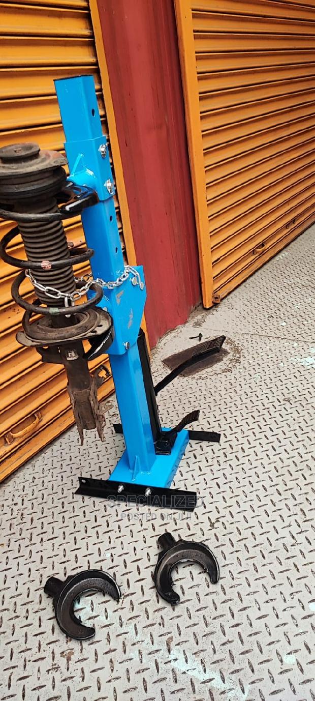 Vehicle Hydraulic Coil Spring Compressor Strut Removal Tool - main view