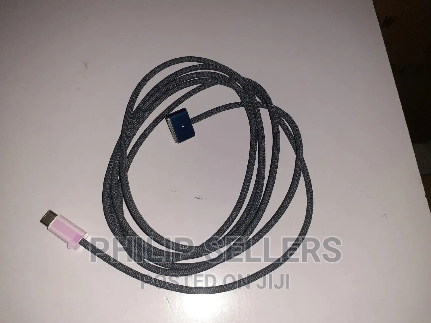 USB-C to Magsafe 3 Cable (2 M) - Midnight