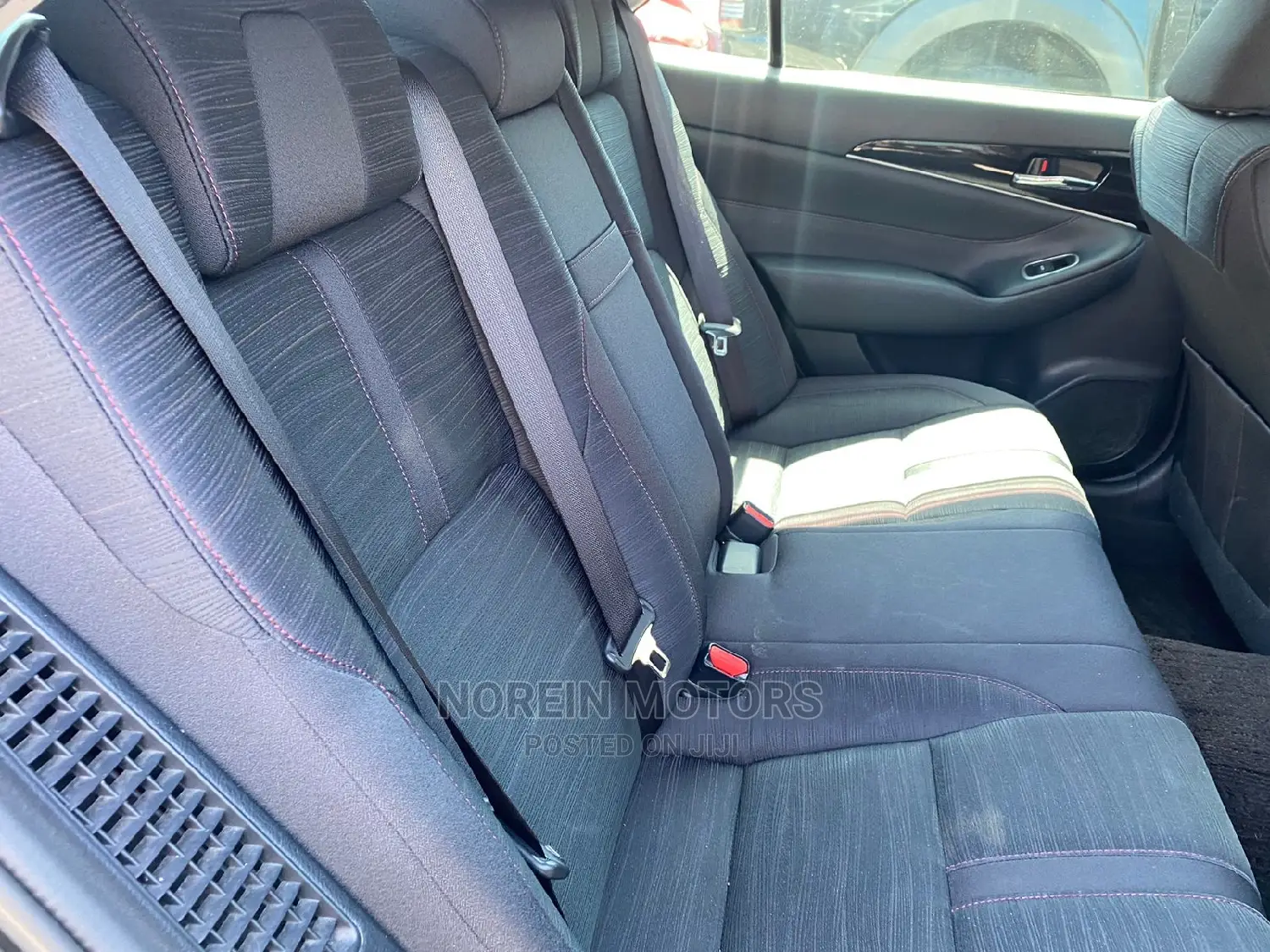 Toyota Crown 2016 Black