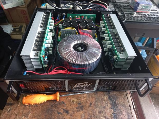 Peavey Cs4000 Amplifier