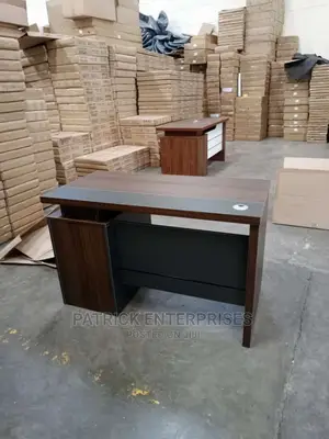 Executive Office Desk 1.2 Mtrs