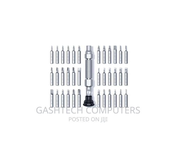 UGREEN 38-in-1 Aluminum Alloy Screwdriver Set - main view