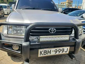 Toyota Land Cruiser 2007 Silver