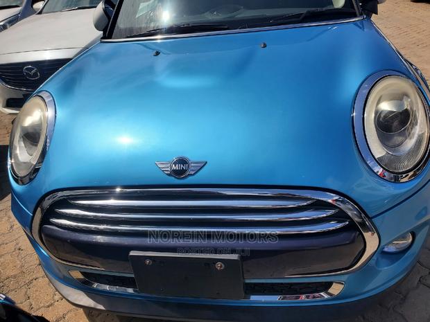 Mini Cooper 2016 Blue