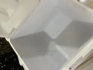 High Quality 26L Cooler Box