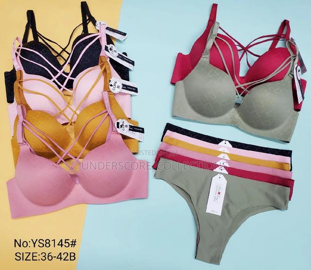 High-end Ladies Matching Panties And Bra