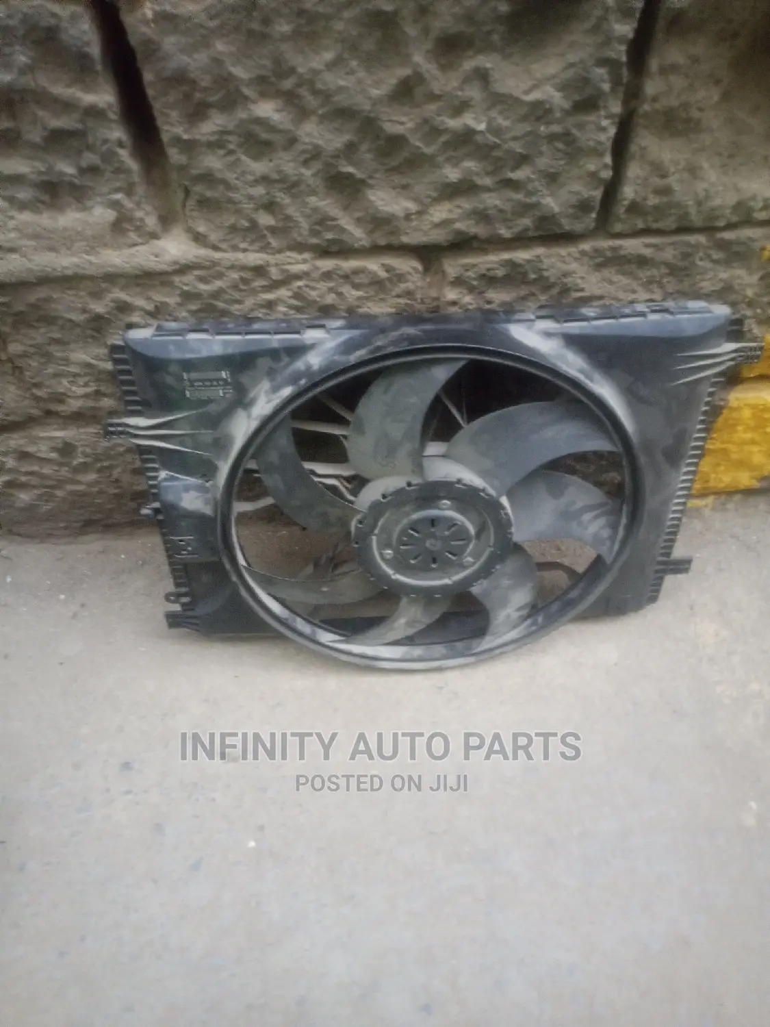 Mercedes Benz W204 Fan