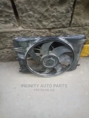 Mercedes Benz W204 Fan