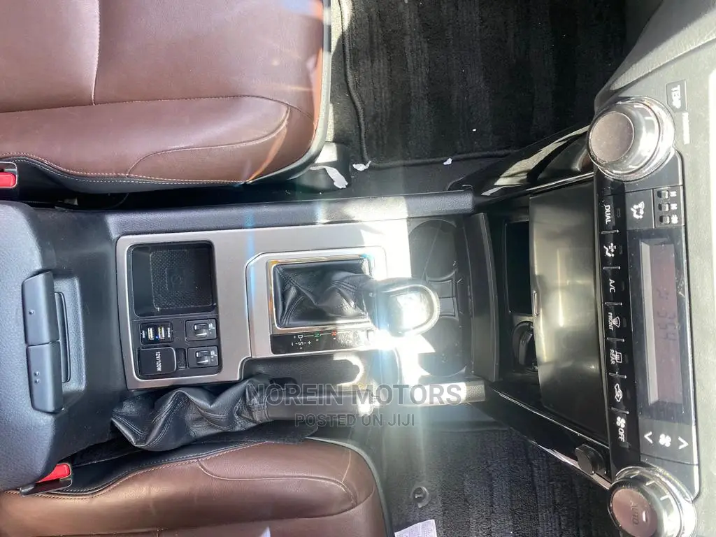 Toyota Land Cruiser Prado 2016 Off white