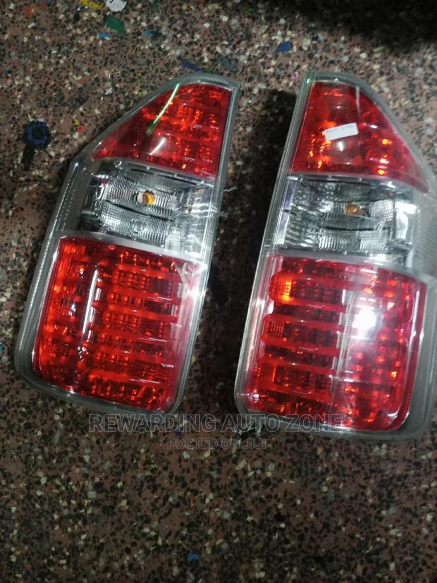 Noah 2009 Taillight. - thumbnail 2