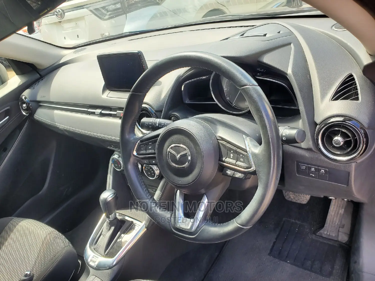 Mazda Demio 2016 Red