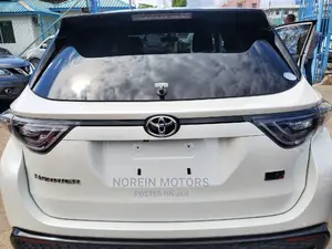 Toyota Harrier 2017 Off white