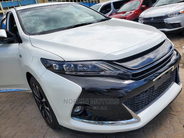 Toyota Harrier 2017 Off white - thumbnail 2