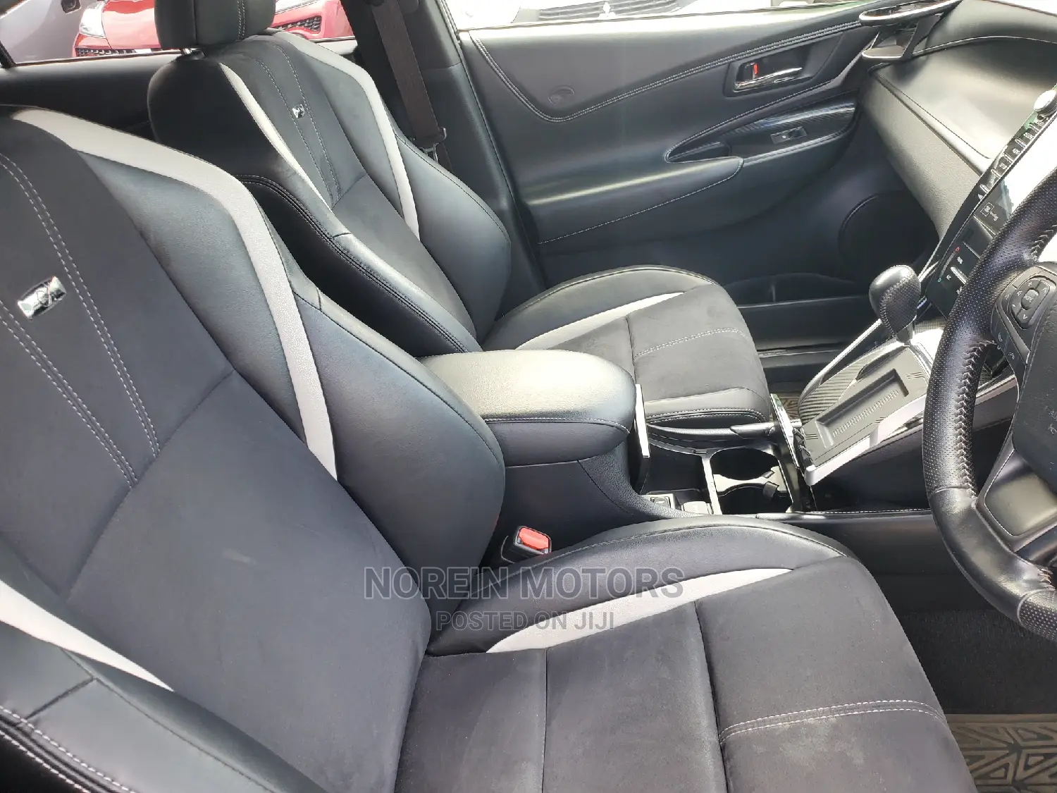 Toyota Harrier 2017 Off white