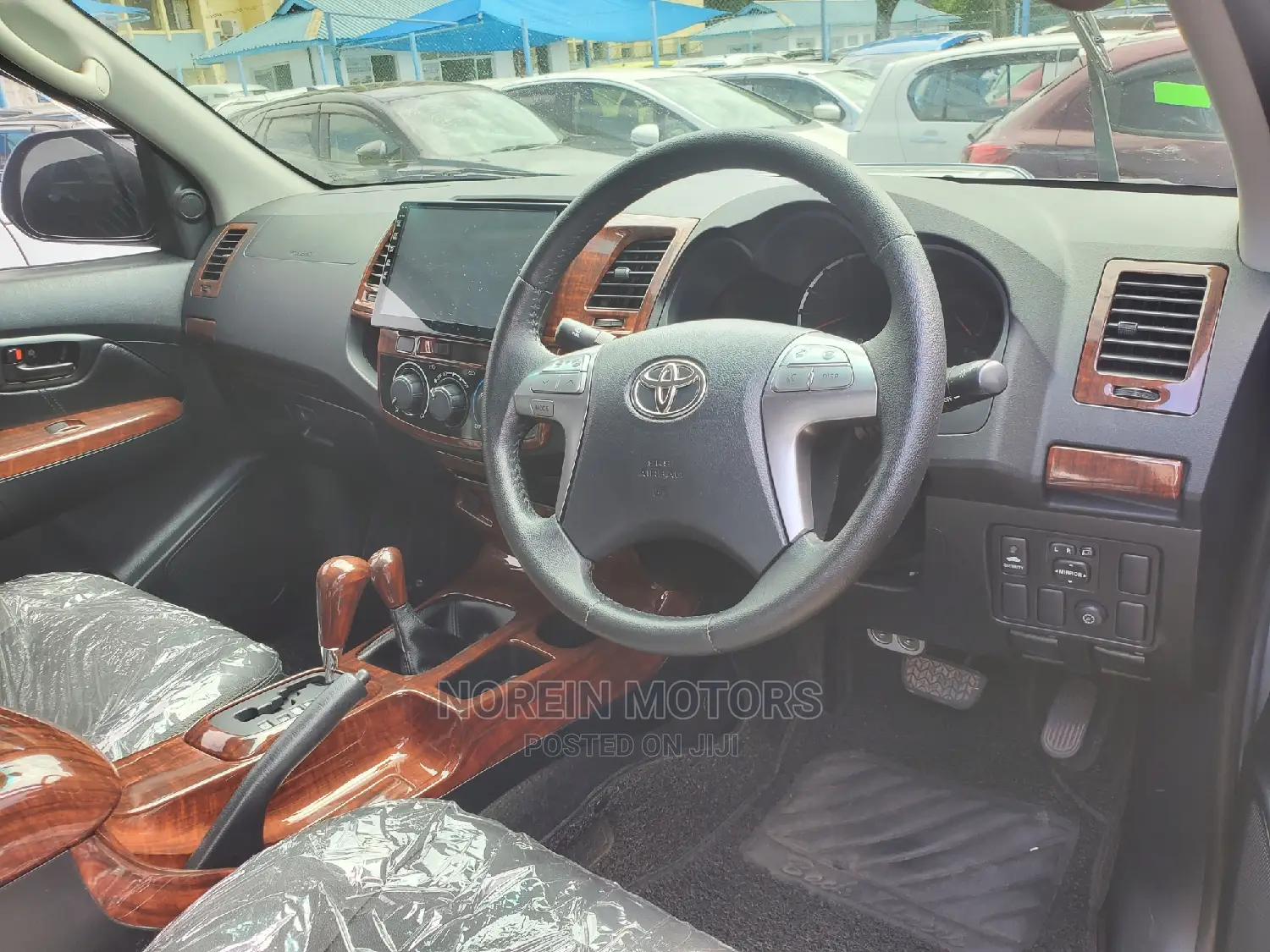 Toyota Hilux 2016 Silver