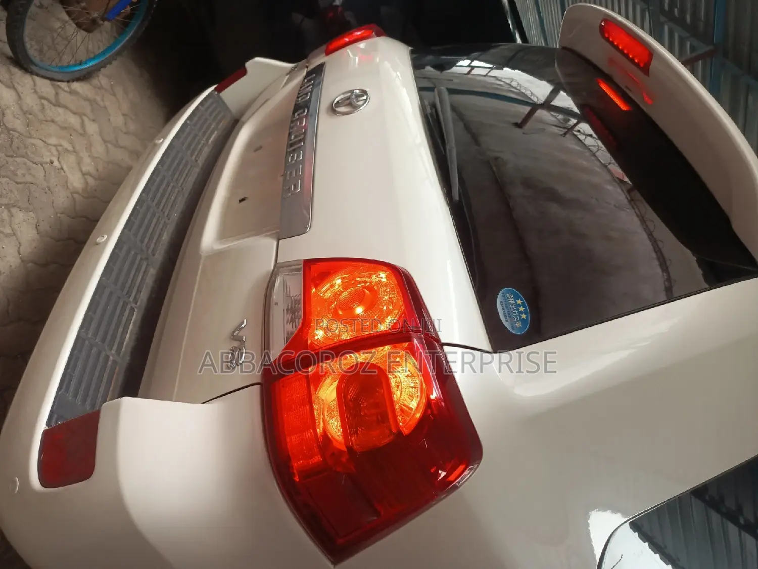 Toyota Land Cruiser Prado 2016 White