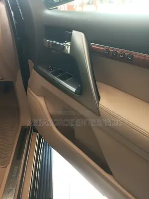 Toyota Land Cruiser 2016 Black