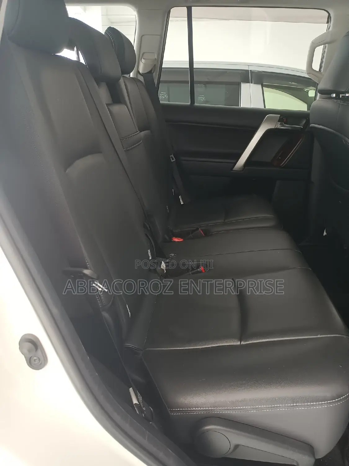 Toyota Land Cruiser 2016 White