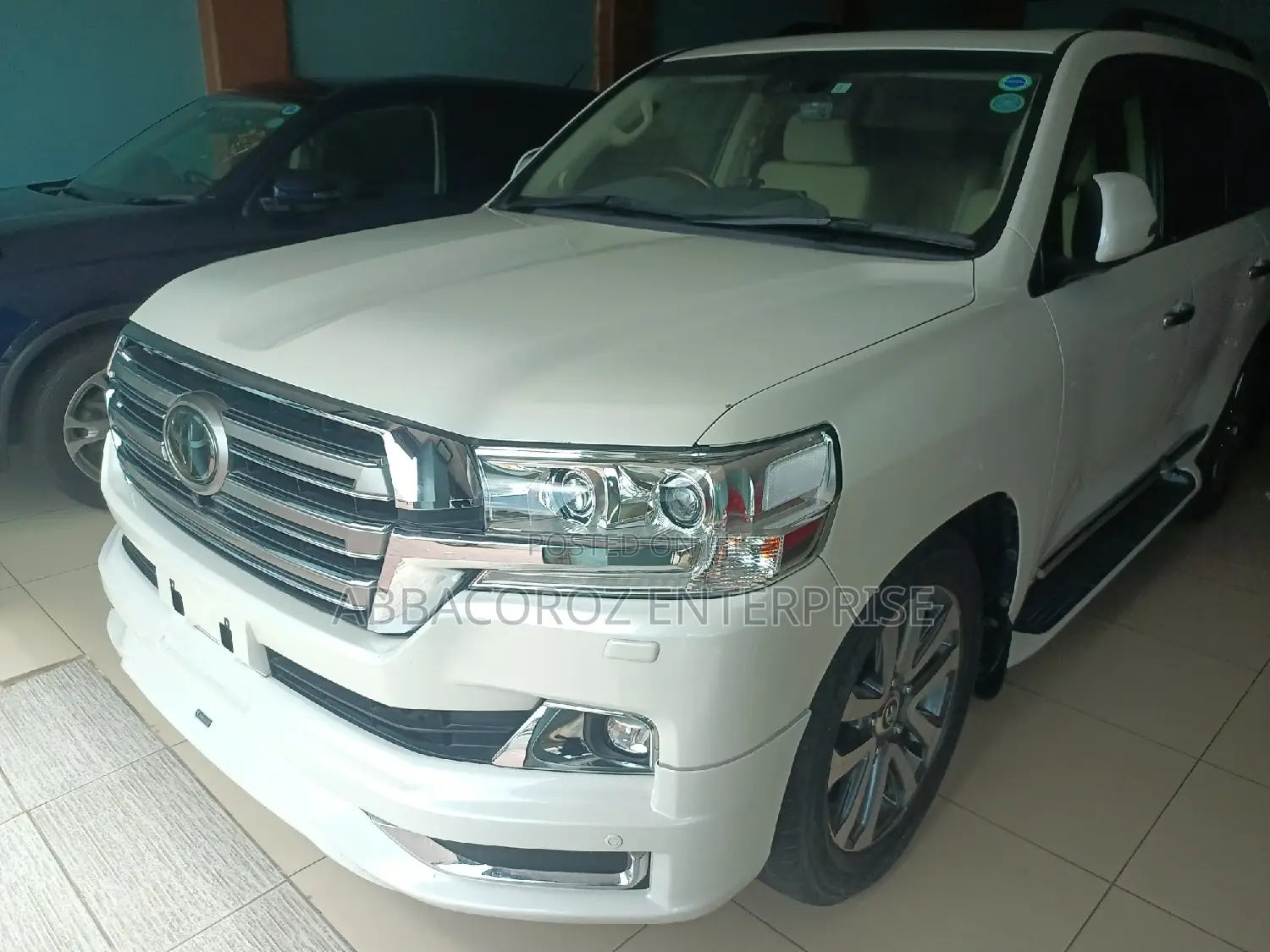 Toyota Land Cruiser 2016 White