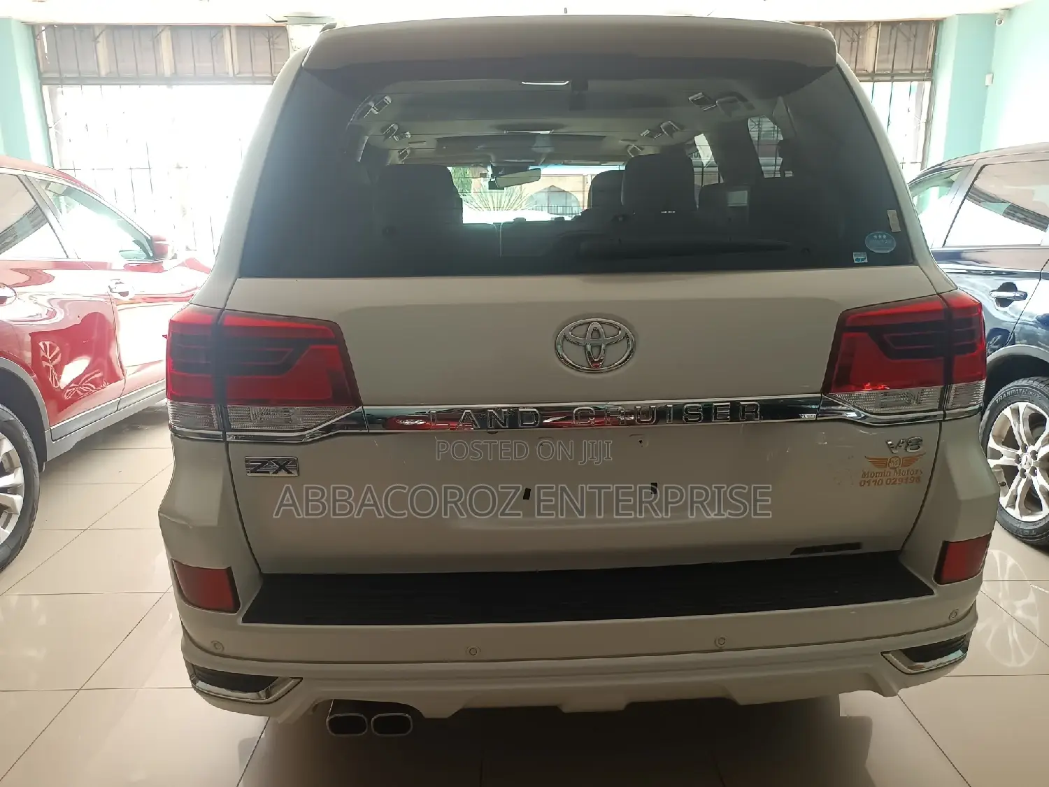 Toyota Land Cruiser 2016 White