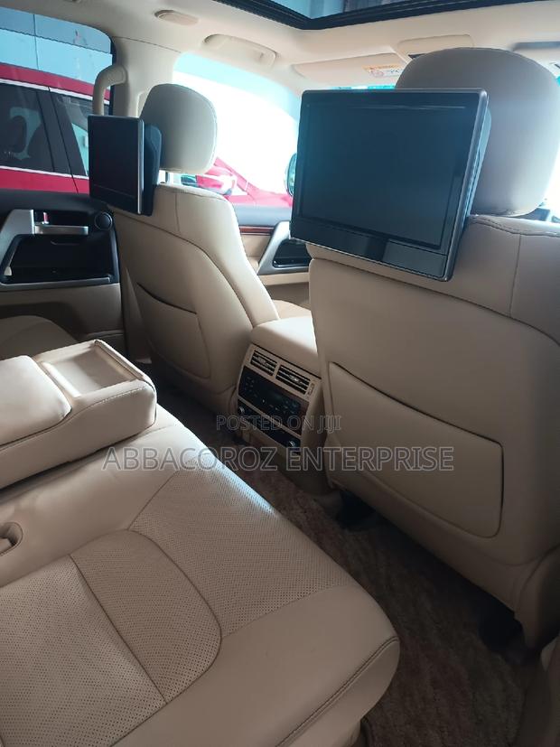 Toyota Land Cruiser 2016 White - thumbnail 9